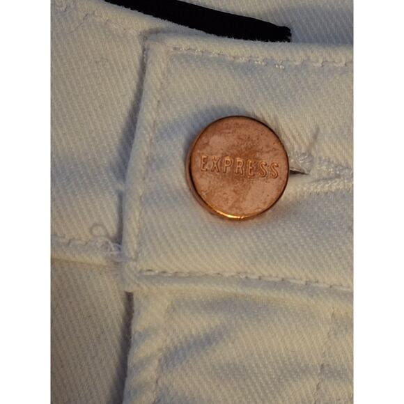 Express Women's White Distressed Raw Hem High Rise Straight Jeans Size 8 Long - Picture 7 of 12